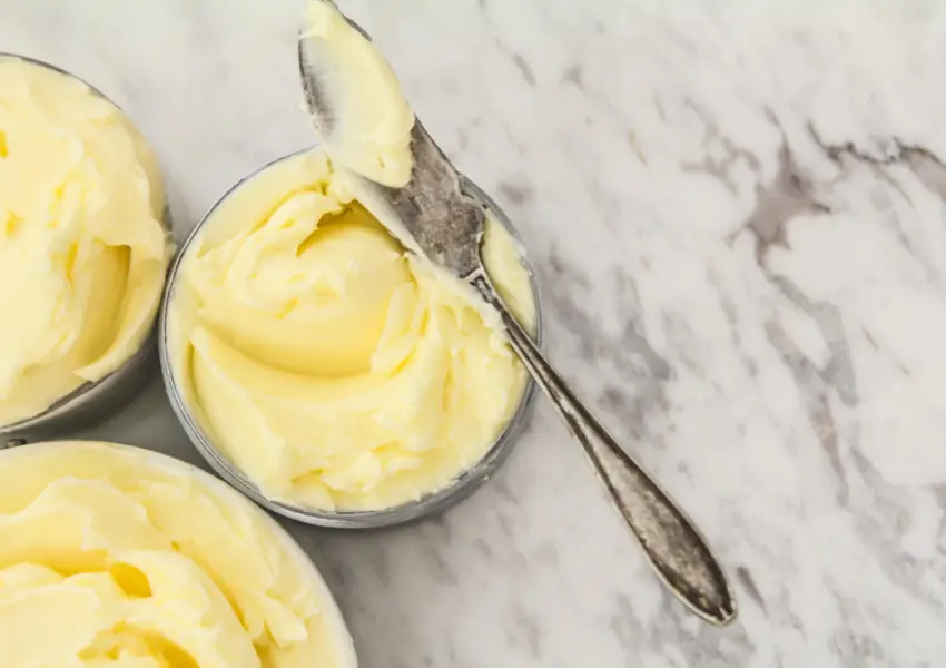 ▲日本必買伴手禮進軍全家！Toroa酒釀葡萄夾心餅 日本超商就能買，夾心餅界的愛馬仕就是它。