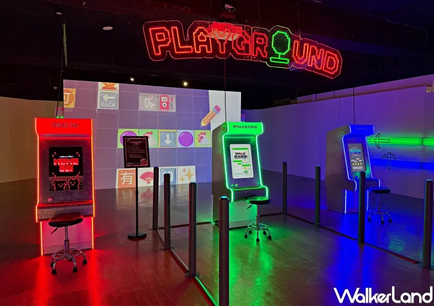 ▲板橋府中15免費展覽《感覺器OFF／ON》，四層樓展場、互動復古遊戲機免費玩。(攝影：鄭亦庭)