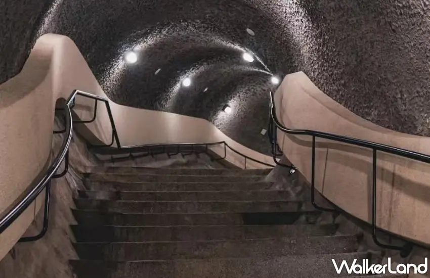 ▲專人導覽帶領走入東密道,探索圓山的歷史軌跡,揭開昔日國賓秘密通道與時光走廊的神秘面紗