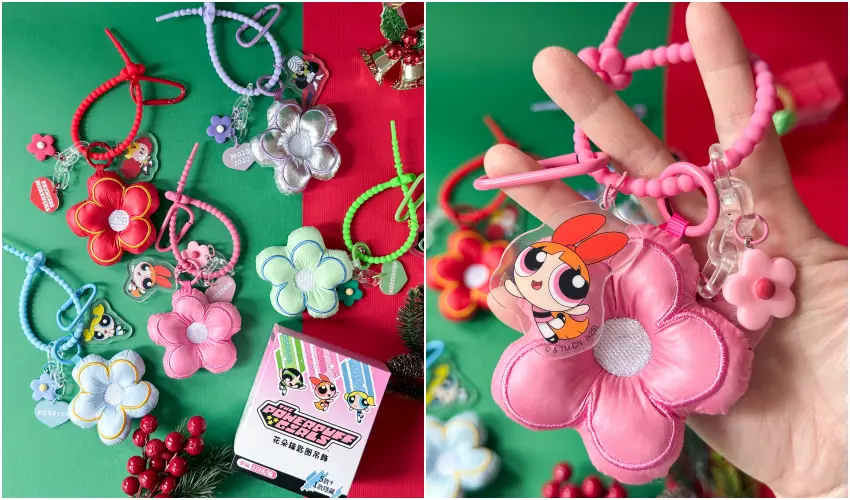 ▲飛天小女警花朵鑰匙圈盲盒，日系穿搭配件現貨開抽。