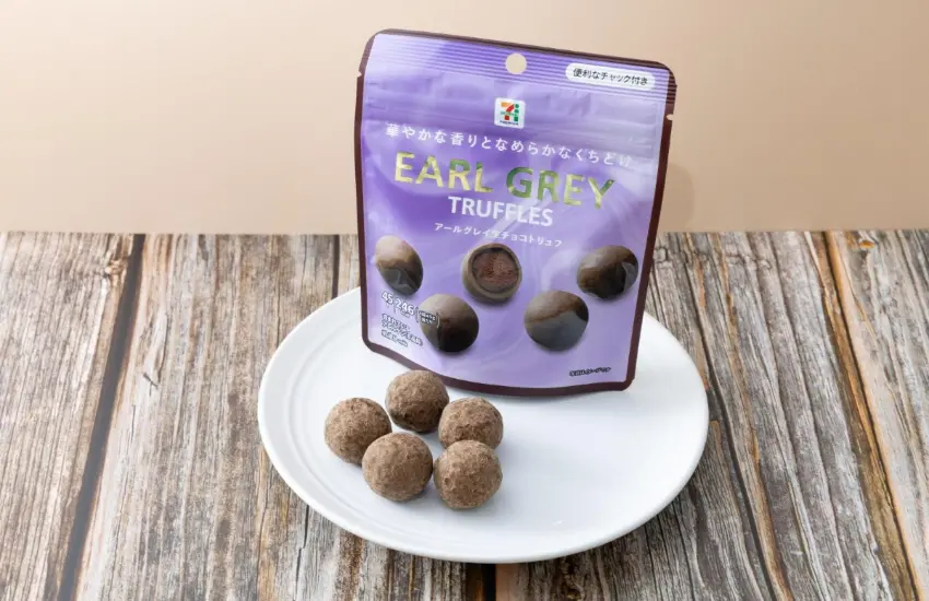 ▲以伯爵茶風味巧克力包覆生巧克力,創造出層次豐富的味覺饗宴。