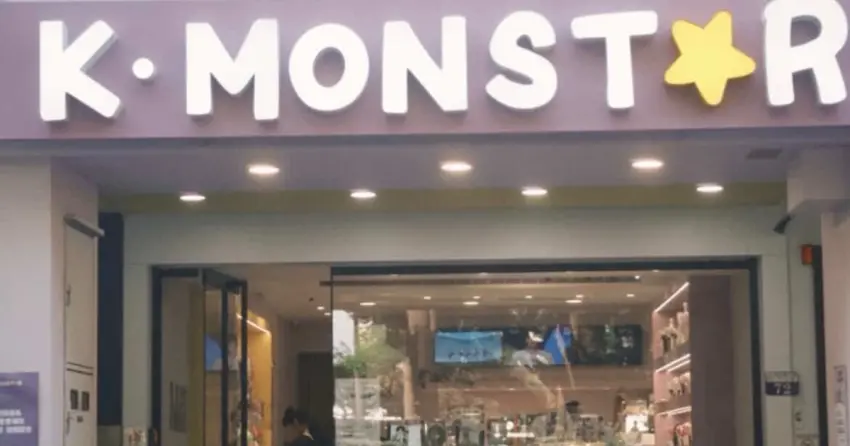 ▲位於綠園道附近的 K-MONSTAR，店內專輯、手燈與周邊齊全，是台中粉絲常去的補貨據點。