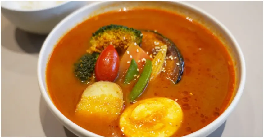 台中最好吃的湯咖哩！小森湯咖哩傳承北海道風味，結合台灣當季食材推出多款湯咖哩。