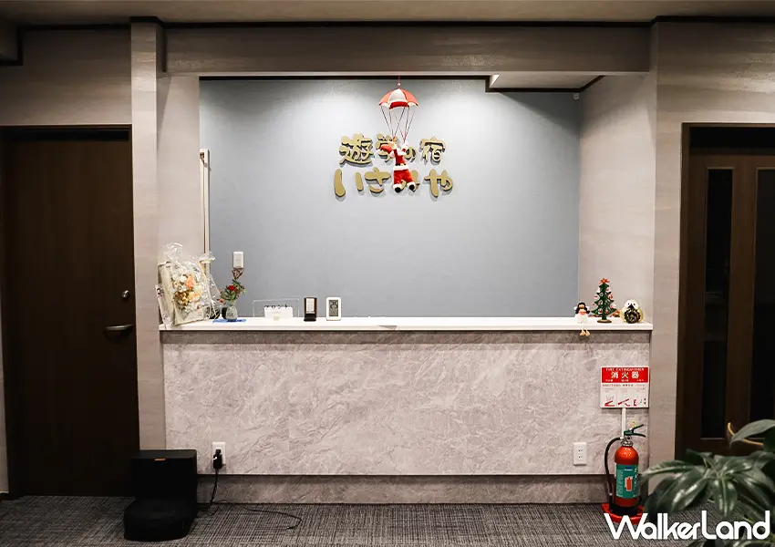 ▲日本東北自由行推薦！松川浦浜燒 × 遊学の宿いさみや 海鮮炭烤、超嗨氛圍別錯過，比目魚炭烤超香。