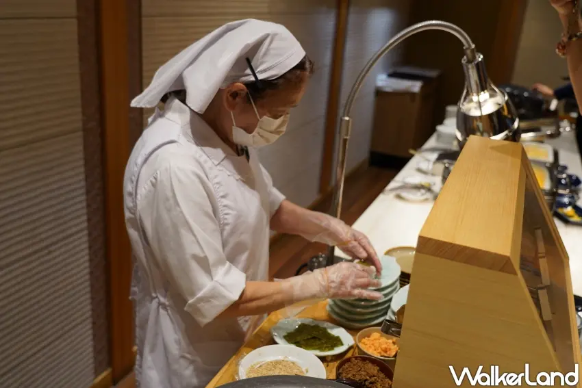 ▲「津山別邸」早餐提供4款現做飯糰,融入在地食材。(攝影:楊婷雅)