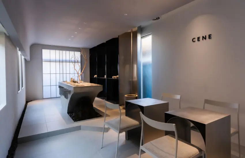 ▲有陳設部分商品。在等待餐點的空檔就能隨意地瀏覽。