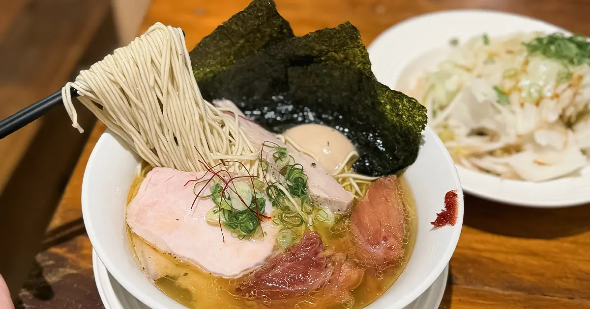 大稻埕美食推薦！古流拉麵 靠近捷運北門站，融入南北乾貨、限定口味別錯過。