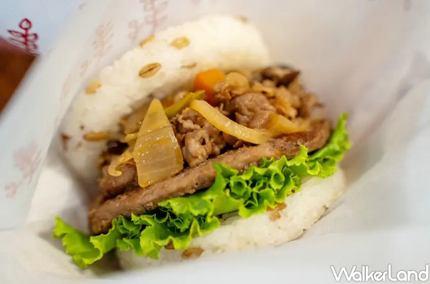 ▲摩斯漢堡 跨年檔期推出MOS超值省優惠券，飲品買一送一與多款百元有找套餐，早餐到正餐都能省。