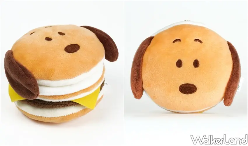 ▲麥味登APP限定的史努比鬆餅堡吊飾，售價359元，可愛度直接破表。