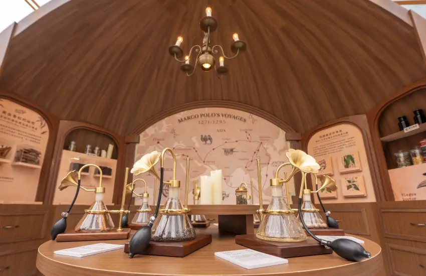 ▲聞香區則讓民眾親身體驗氣味魅力，一邊拍照打卡、一邊享受濃厚的異國漫遊感。