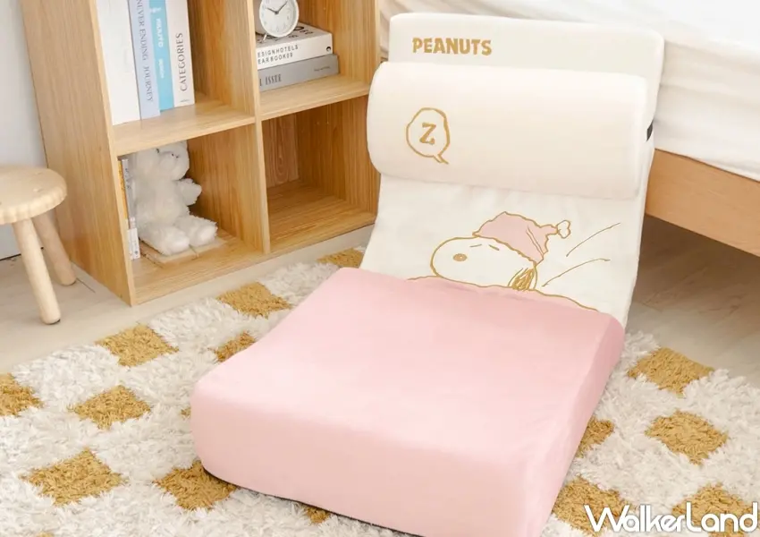 ▲可愛的最終賞「歐歐睏靠墊」，它能調節角度也能輕鬆收納。