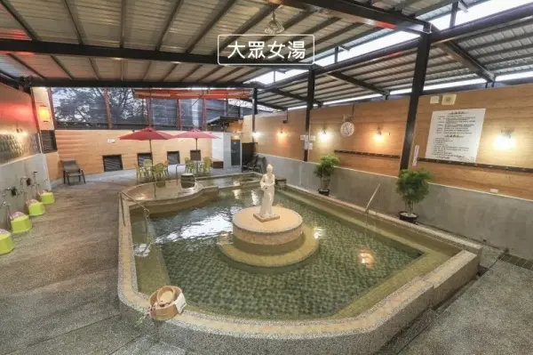 ▲宜蘭礁溪溫泉平價湯屋:礁溪四季溫泉,雙人湯屋300元、大眾池120元不限時CP值超高。