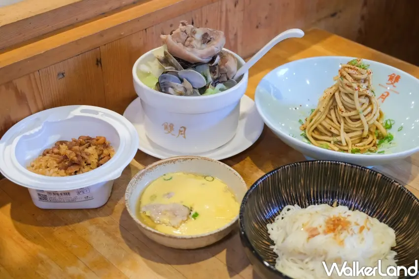 ▲全家會員購買雙月系列指定品項可享88折優惠,輕鬆將雙月經典好味帶回家(攝影:張人尹)。