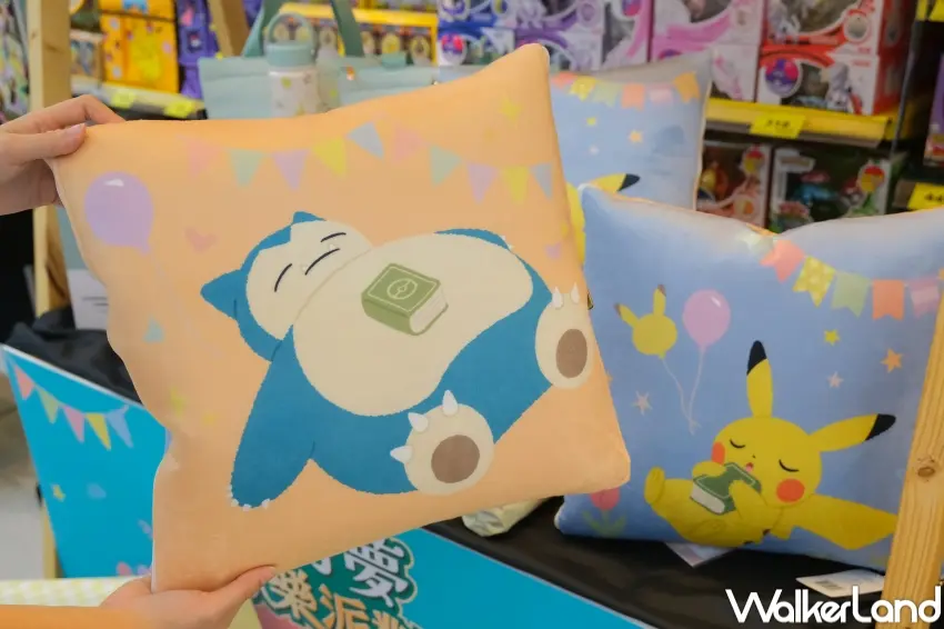 ▲家樂福推出寶可夢歡樂派對,4款超萌加價購商品必收(攝影:張人尹)。