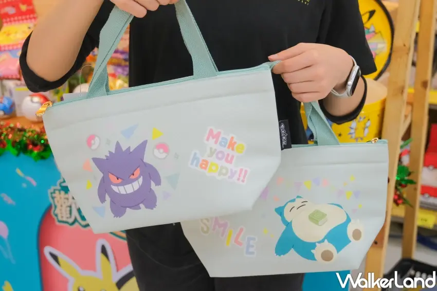 ▲家樂福寶可夢輕便折傘與保冷袋,外出攜帶都超級方便(攝影:張人尹)。
