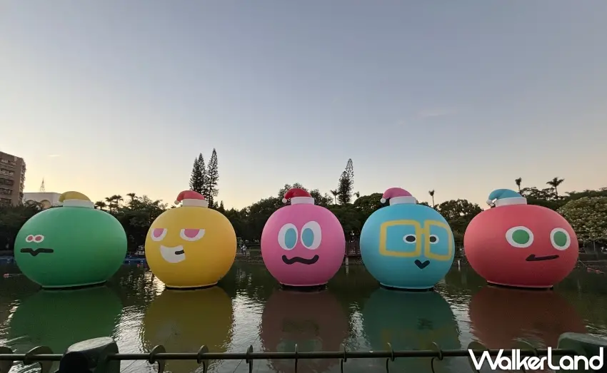 ▲象徵五月天的「五球」在台中公園登場。（攝影：楊婷雅）