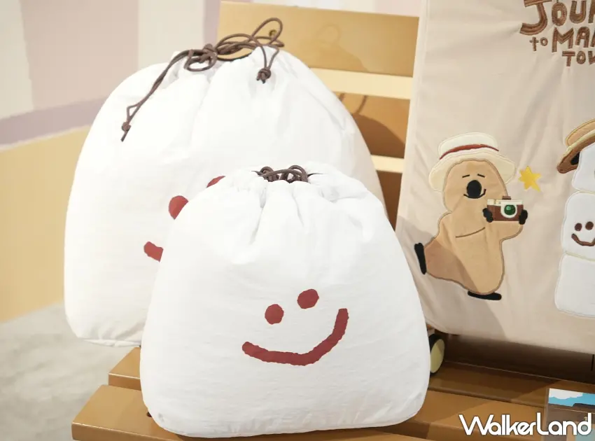 ▲內部配置雙面網布與固定帶,搭配隨箱附贈的絨毛防塵套與MARSH束口袋,兼顧保護與收納需求