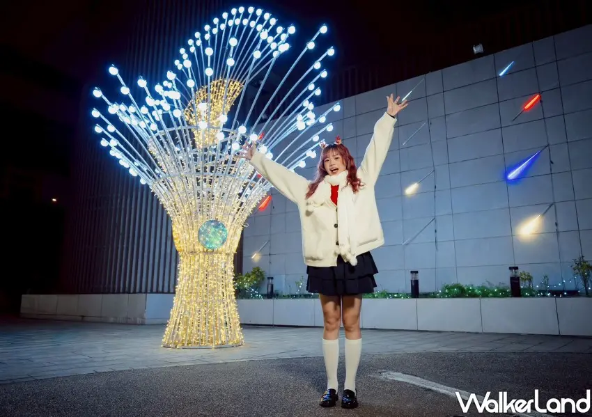 ▲新莊中港大排、蘆洲鴨母港溝聖誕燈飾,將於12/13晚間17點正式點燈。