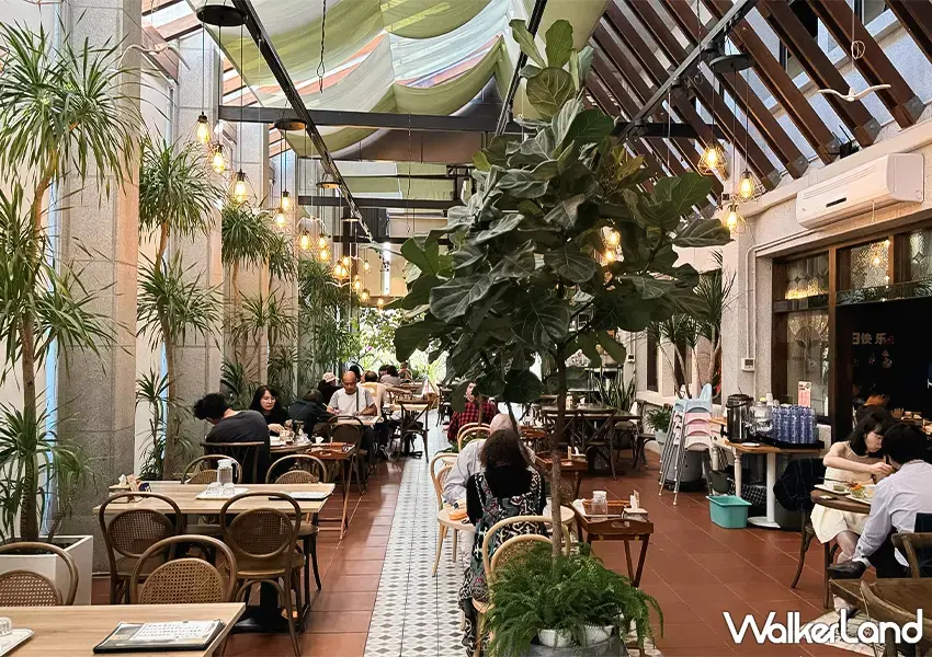 ▲桃園景觀咖啡廳7選！低消只要100、營業時間到深夜，山景、湖景、夜景一次擁有。