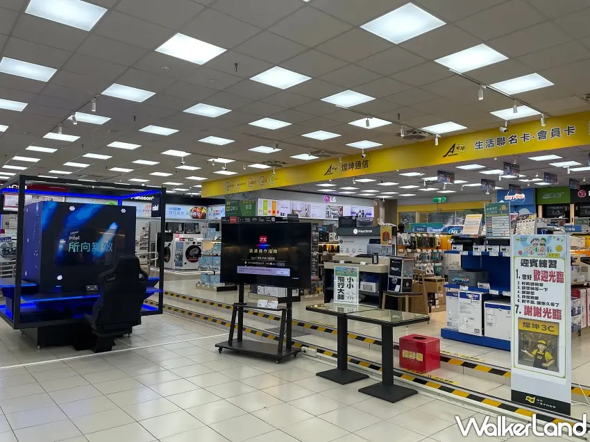 ▲燦坤新竹店內明亮寬敞,設有互動體驗區與電競展示區,並結合「小小店長」活動看板,營造豐富的購物與體驗環境