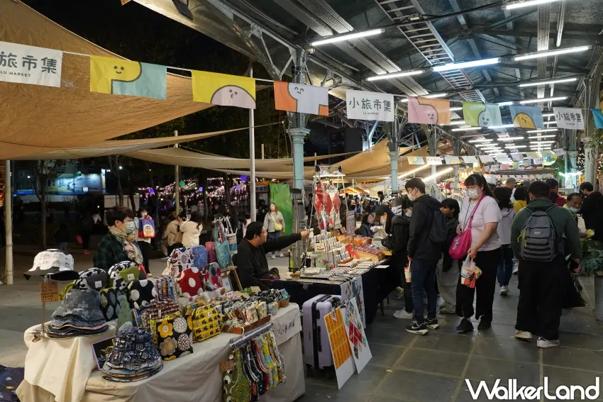 ▲活動期間舊火車站站前廣場有耶誕市集。(攝影:楊婷雅)