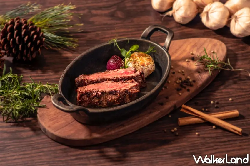 ▲榮獲米其林餐盤推薦的「PRIME ONE牛排館」,以乾式與濕式熟成牛排聞名。搭配敦親睦鄰專案,中正與萬華區居民可享85折尊榮禮遇。