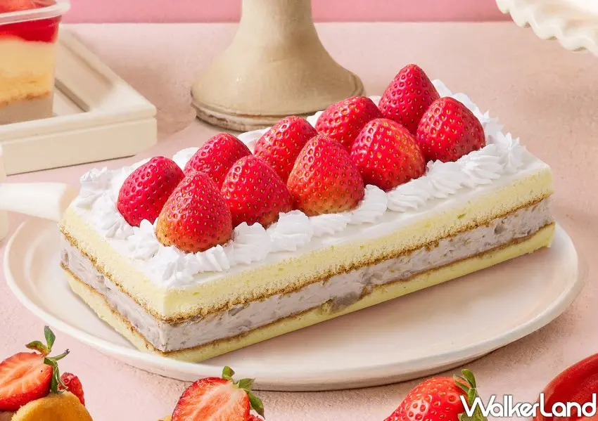 ▲食芋堂新品「莓好心芋」以柔軟蛋糕夾入超厚芋泥，再放上整排草莓，視覺華麗。