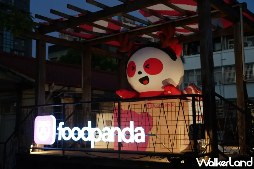 ▲審計新村和foodpanda攜手打造耶誕村。（攝影：楊婷雅）