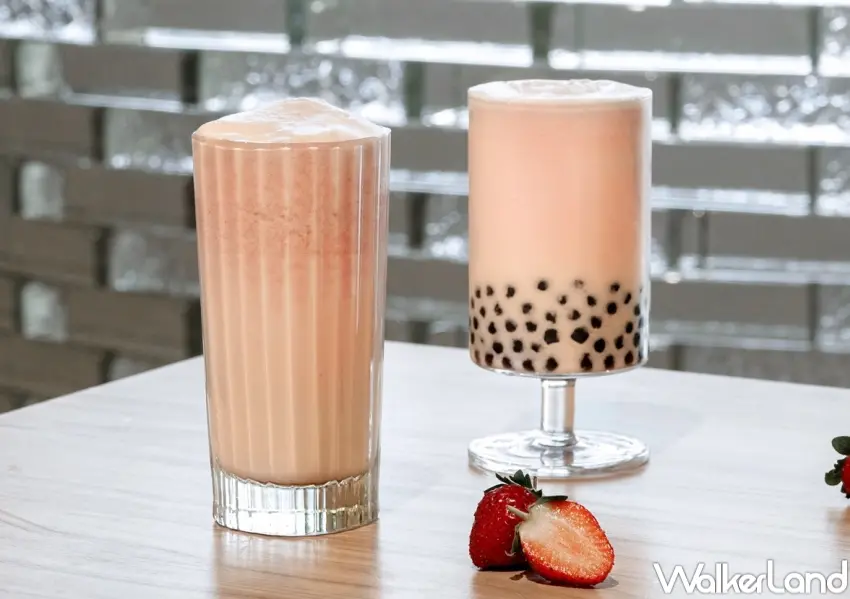 ▲茶湯會草莓系列以茶底搭配草莓果粒,呈現冬季限定風味。