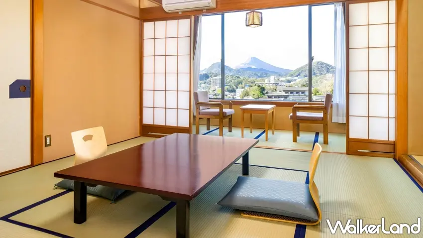 ▲「伊豆長岡溫泉新八景園飯店」則以能在頂樓露天風呂遠眺富士山的獨特體驗，獲得本次排行榜第五名肯定