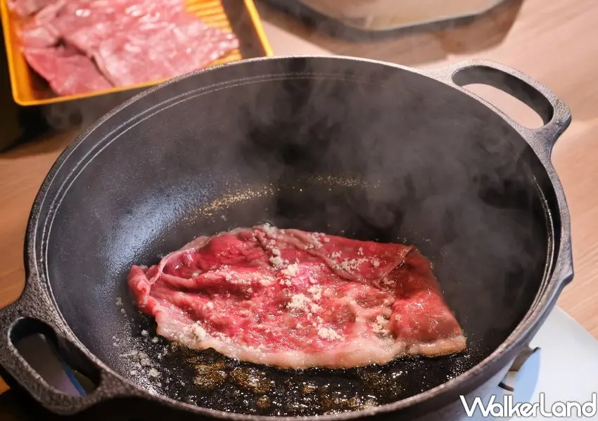 ▲信義區吃到飽新開店「六本松壽喜燒」關西風、關東風壽喜燒都有。