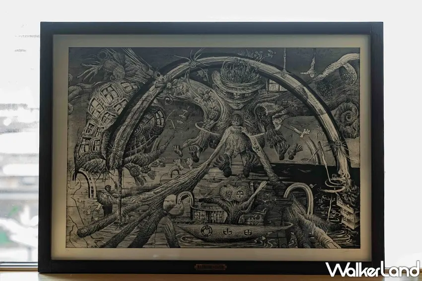 ▲第八屆「新賞獎（ONE ART Award）」優選作品：朝井颯志（Soshi Asai）《彩虹門 Rainbow Gate》，作品以神話寓言反思文明與自然的失衡，呈現壯麗而深邃的末世寓言