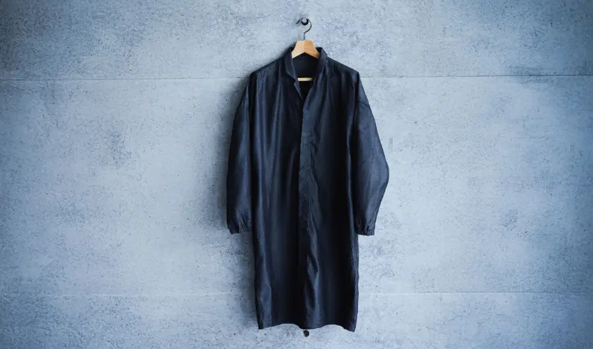 ▲布料來自廣島福山市的篠原紡織株式會社，採用觸感輕盈的丹寧布料，縫製則在愛媛今治市完成，每一件都經過細心裁製。