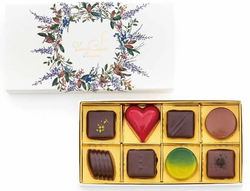 ▲來自2007年在布魯塞爾開店的日本甜點師，融合比利時傳統與日本感性，推出八種口味的綜合組合。