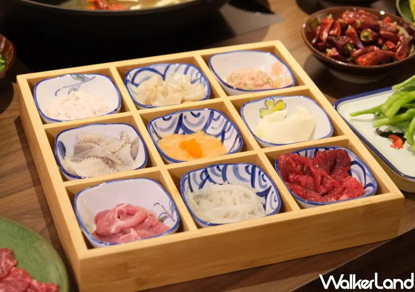 ▲選擇障礙的人可以點「馮校長老火鍋」九宮格。(攝影:鄭雅之)