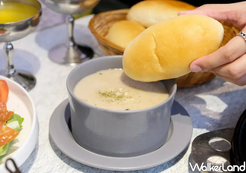 ▲波麗路奶油餐包是早期台式牛排奶油餐包的先驅者。(攝影：鄭雅之)