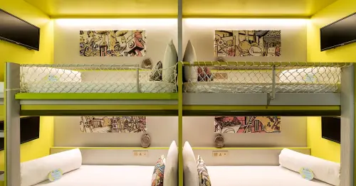 住進 1950 年代銀行金庫圓夢！天成文旅華山町「真實版大富翁」住房專案，四人同行每人1175再送獨家桌遊。