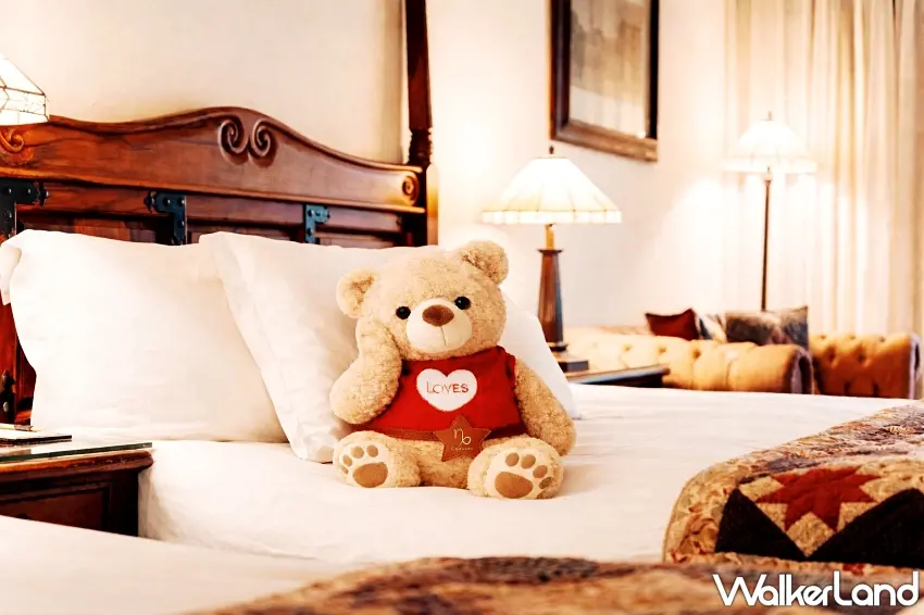 ▲理想大地推出限定「星座萌熊住房專案」，為壽星與喜愛儀式感的旅人打造專屬慶生體驗。圖／花蓮理想大地渡假飯店提供；窩客島整理