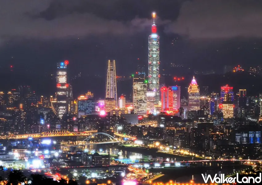 ▲「碧山露營場」眺望整個台北夜景，是看台北101煙火觀賞地。