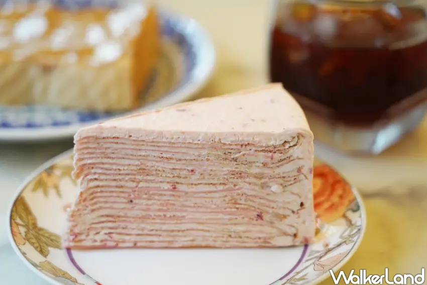 ▲「亨利貞咖啡館」也供應層次分明、口感細緻的千層蛋糕。(攝影:楊婷雅)