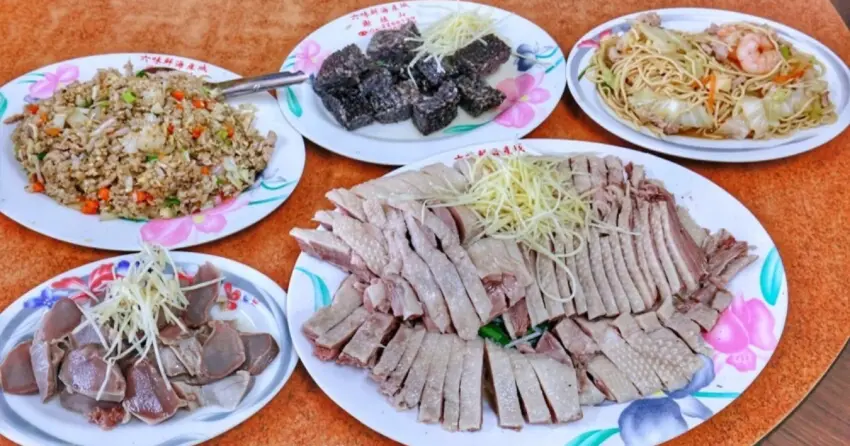 ▲在地人激推的「大林鵝肉碧」，以鮮嫩多汁的鹹水鵝收服老饕味蕾，超高CP值的古早味不容錯過！