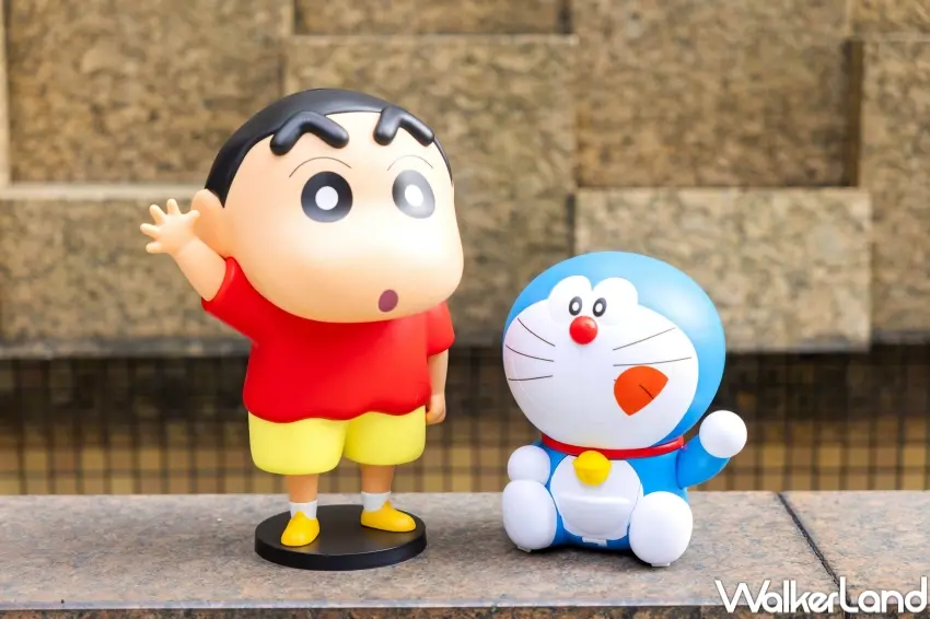 ▲7-ELEVEN肖像禮盒結合哆啦A夢扭蛋機與蠟筆小新造型桶,吃零食也能邊玩邊收藏。