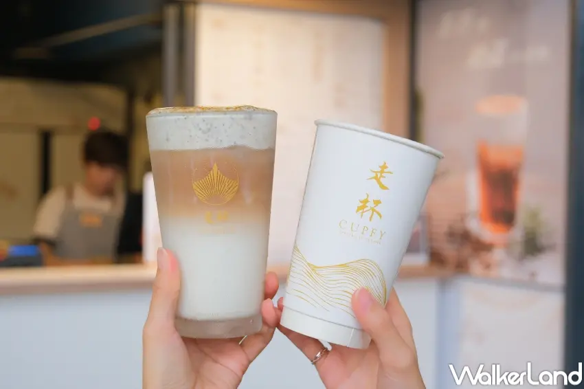 ▲走杯 CUPFY 鼓勵粉絲自備杯子，採用紙杯與可自然分解的 TPS 木薯吸管，兼顧環保與便利（攝影：張人尹）