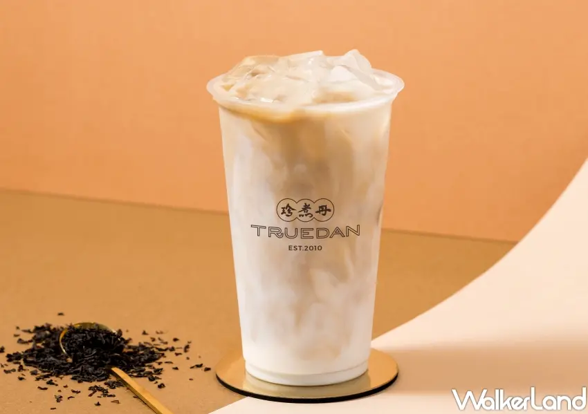 ▲珍煮丹17週年指定飲品輪番登場,1/8-1/10每天一款買一送一,從黑糖珍珠鮮奶一路喝到煮母奶茶。