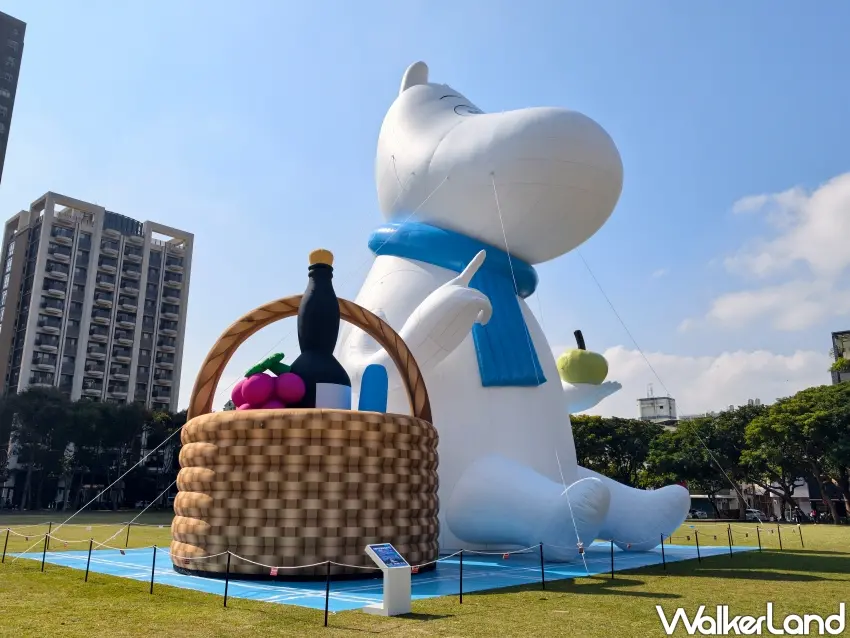 ▲▲在市民廣場野餐的嚕嚕米，模樣討喜可愛。（攝影：楊婷雅）