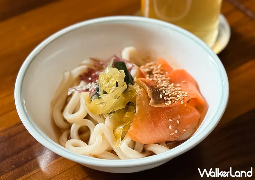 ▲南港深夜咖啡廳推薦！玉虫画室 日系金魚牆超好拍，假日營業到晚上10點（攝影：蕭芷琳）