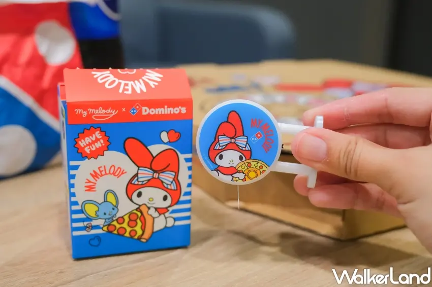 ▲達美樂美樂蒂迷你招牌燈以品牌經典場景設計,成為居家桌面療癒小物。(攝影:張人尹)