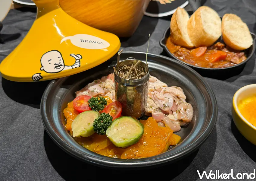 ▲▲全新推出的「迷迭燻香雙雞匯」,有大蒜與羅勒醃製的雞腿肉、番紅花調味的雞胸肉,最後以迷迭香低溫煙燻。(攝影:鄭雅之)