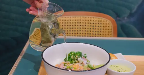 台灣茶拿鐵買一送一！中和快閃七三茶堂 茶與餐的實驗場，台灣茶泡飯 奶泡茶拿鐵必點。