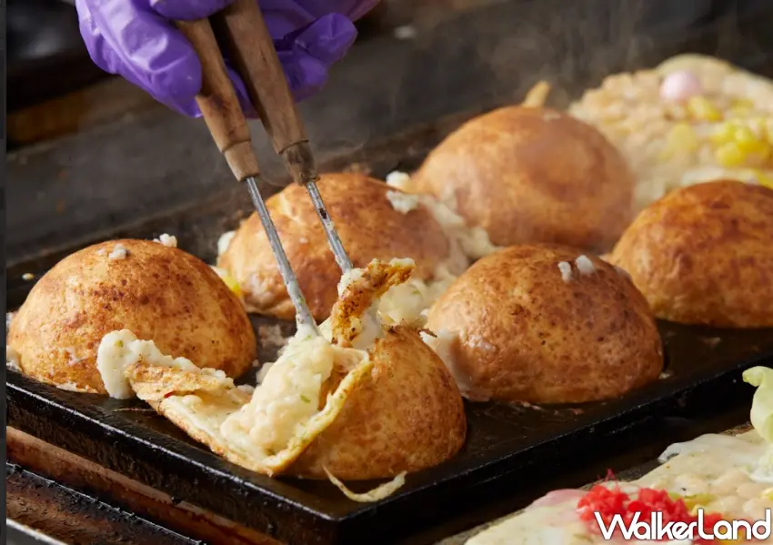 ▲爆彈燒本舖選擇跳脫傳統章魚燒的小份量設定，單顆直徑達8公分，重量約200克。